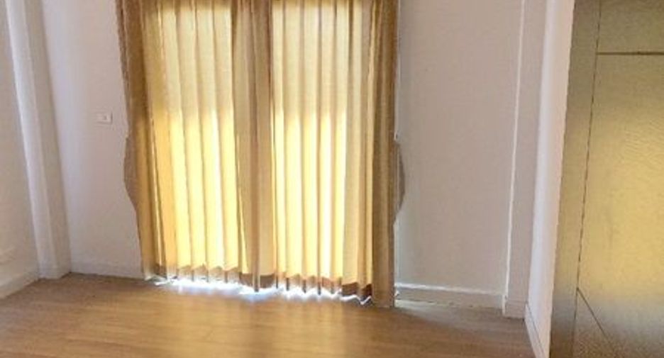 Haus zum Kauf mit Studio in Mueang Ubon Ratchathani, Ubon Ratchathani