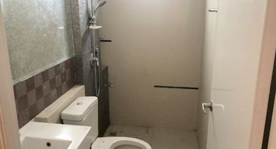 Haus zum Kauf mit Studio in Mueang Ubon Ratchathani, Ubon Ratchathani