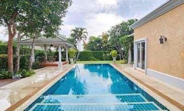 Villa en venta de 4 habitaciones en Bang Lamung, Chonburi