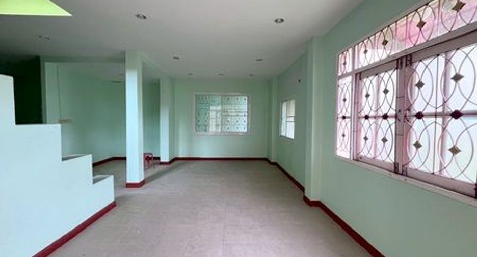 出售 3 卧室 独立屋 在 Mueang Samut Sakhon, Samut Sakhon