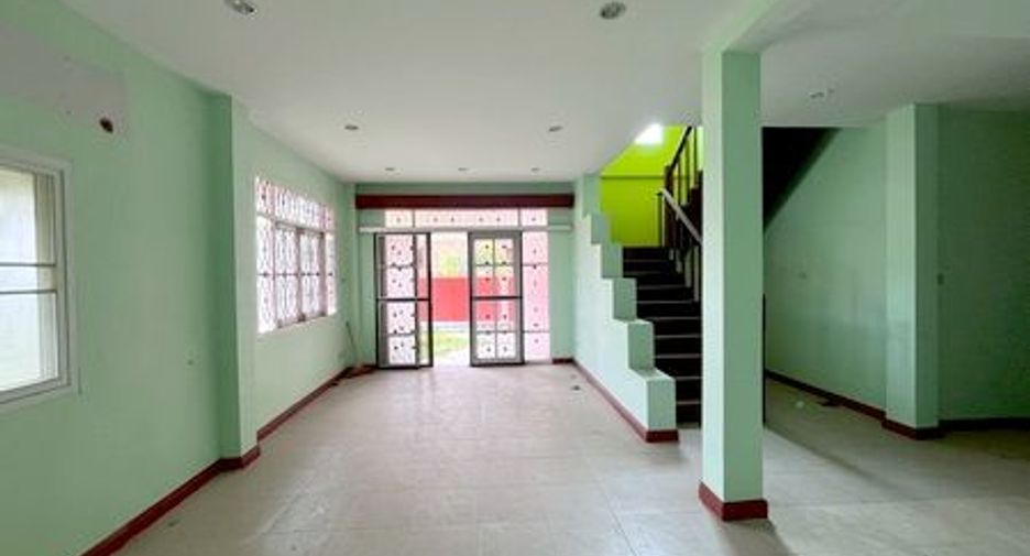 出售 3 卧室 独立屋 在 Mueang Samut Sakhon, Samut Sakhon