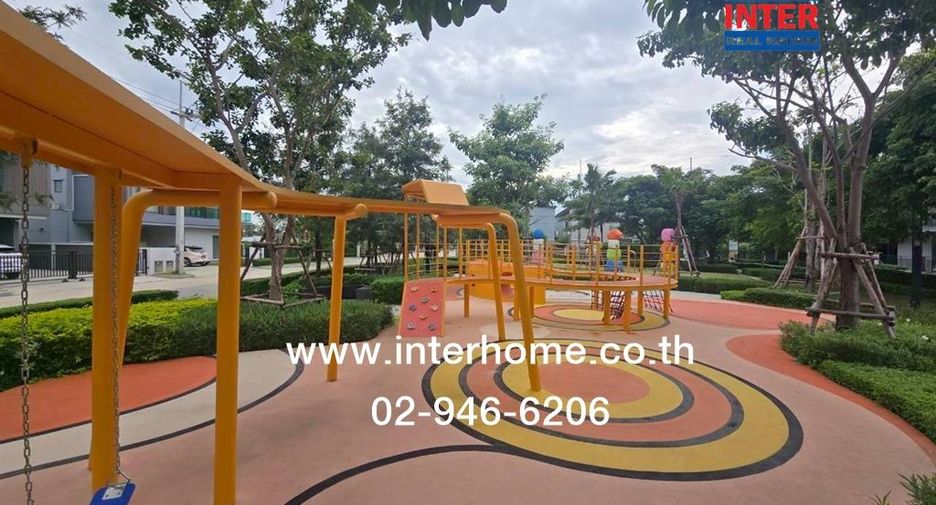 For sale 4 bedrooms house in Lam Luk Ka, Pathum Thani