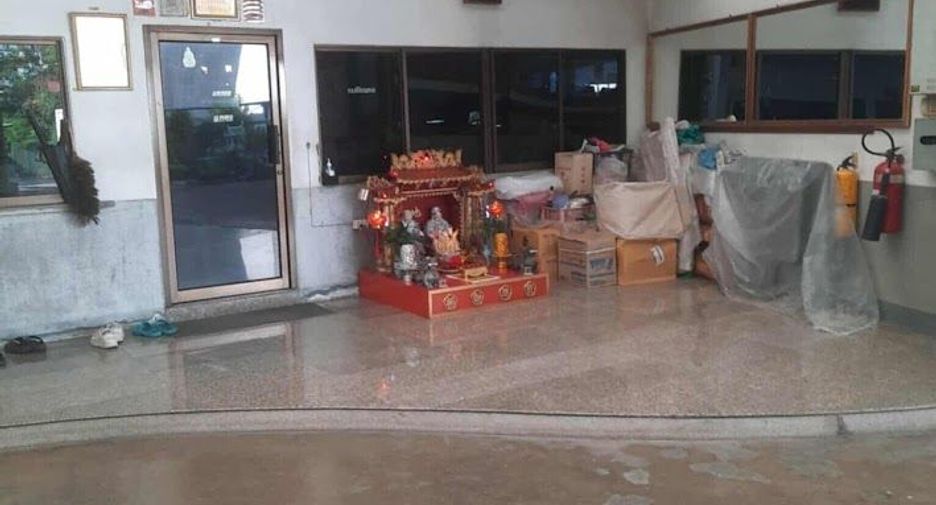 出租 4 卧室 仓库 在 Bang Khun Thian, 曼谷