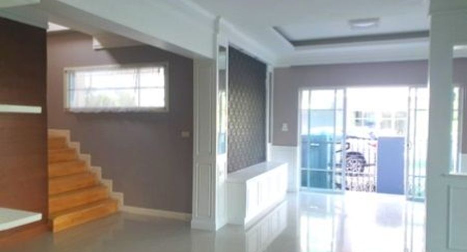 For sale 4 bedrooms house in Bang Lamung, Chonburi