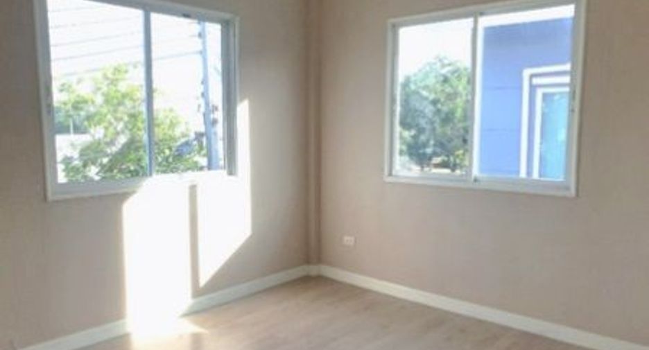 For sale 4 bedrooms house in Bang Lamung, Chonburi