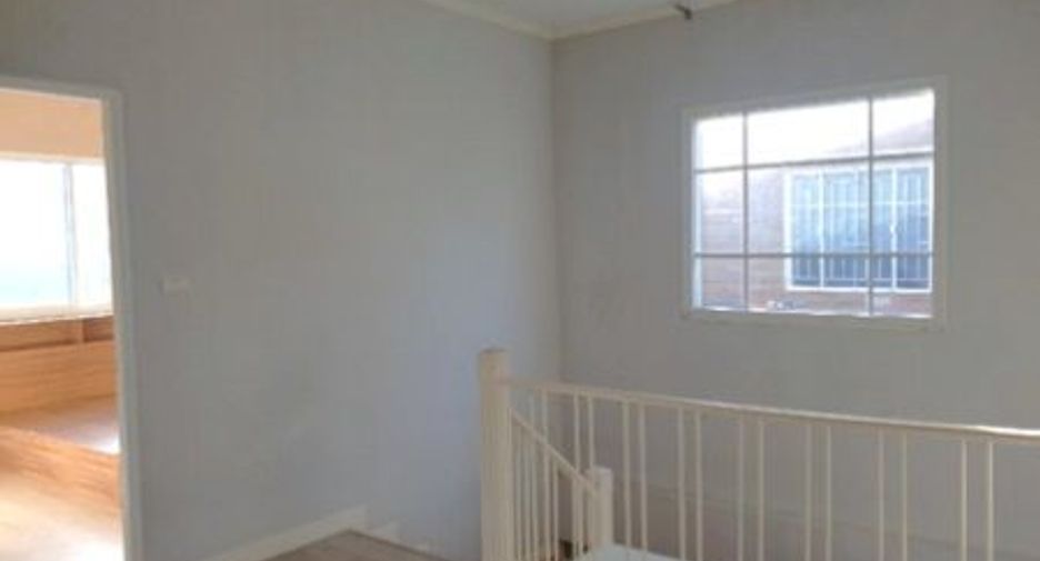 For sale 4 bedrooms house in Bang Lamung, Chonburi