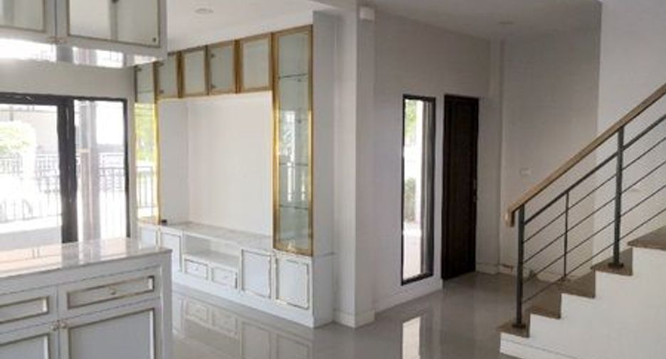 Haus zum Kauf mit 2 Zimmer in Khlong Sam Wa, Bangkok
