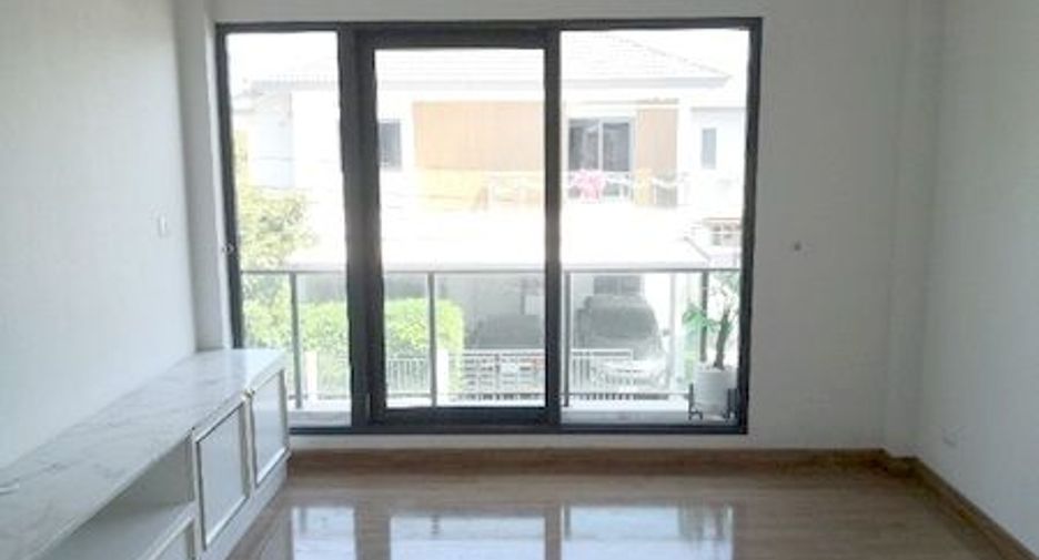 Haus zum Kauf mit 2 Zimmer in Khlong Sam Wa, Bangkok