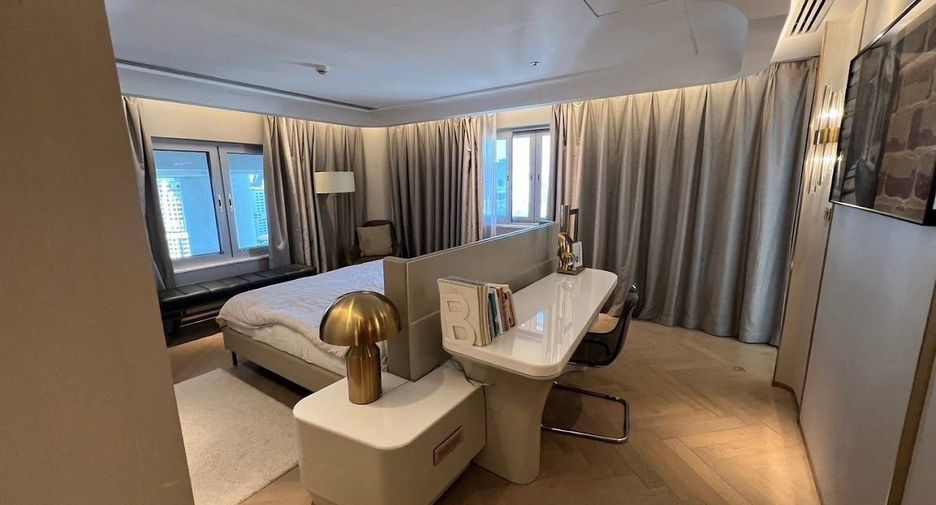Condo en venta de 3 habitaciones en Khlong Toei, Bangkok