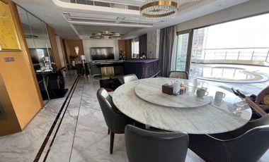 À vendre 3 chambres condo à Khlong Toei, Bangkok