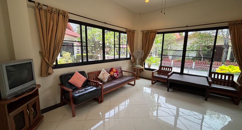 Casa en venta de 5 habitaciones en Klaeng, Rayong