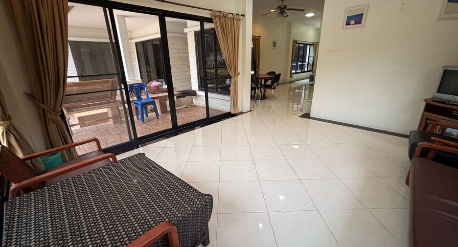 Casa en venta de 5 habitaciones en Klaeng, Rayong