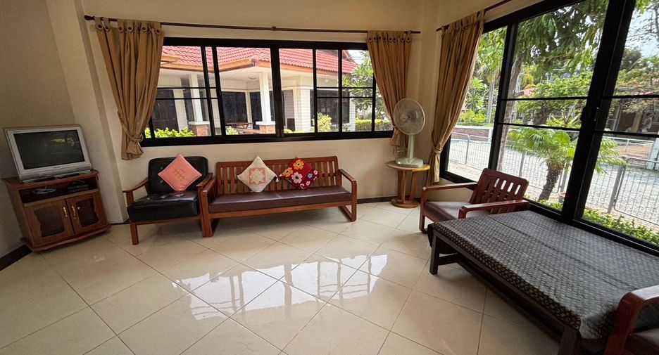 Casa en venta de 5 habitaciones en Klaeng, Rayong