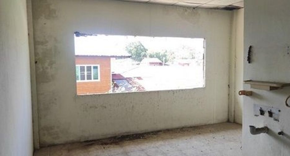 For sale 1 bed retail Space in Mueang Yasothon, Yasothon