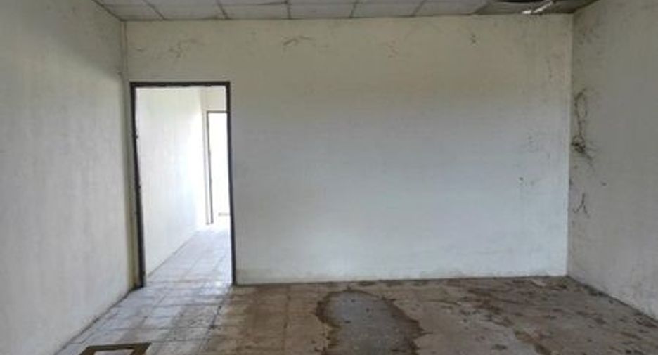 For sale 1 bed retail Space in Mueang Yasothon, Yasothon