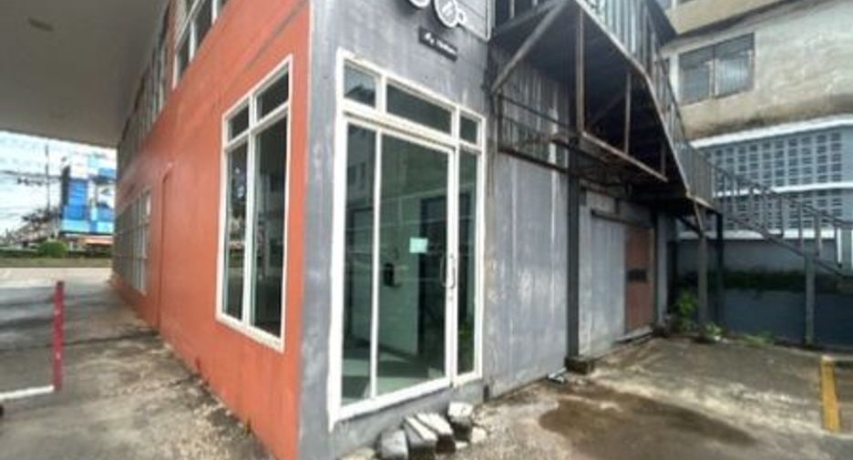 For sale 9 bedrooms retail Space in Mueang Surat Thani, Surat Thani