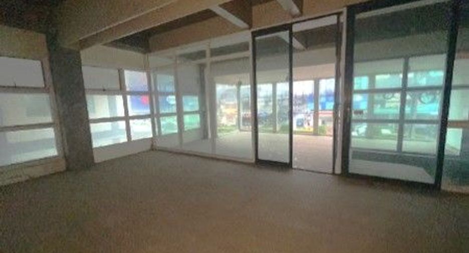 For sale 9 bedrooms retail Space in Mueang Surat Thani, Surat Thani