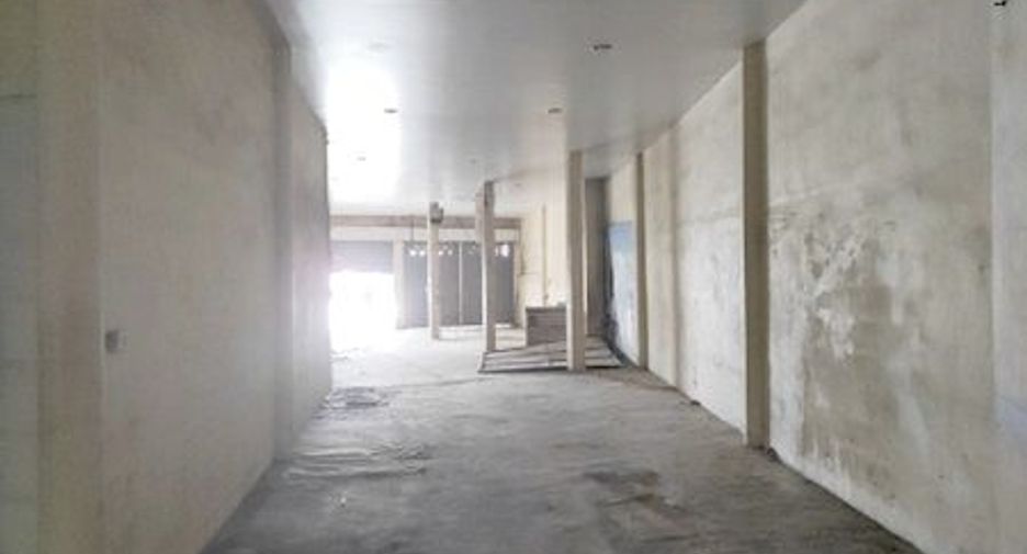 For sale retail Space in Chatturat, Chaiyaphum