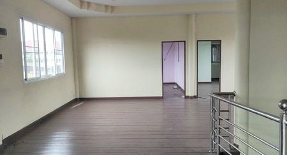For sale retail Space in Chatturat, Chaiyaphum