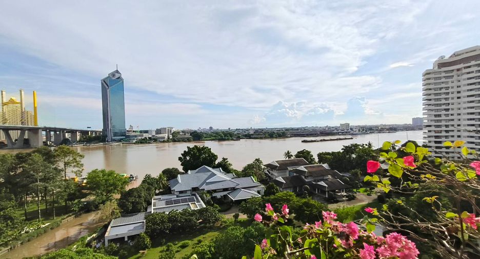 For sale 2 bedrooms condo in Bang Kho Laem, Bangkok