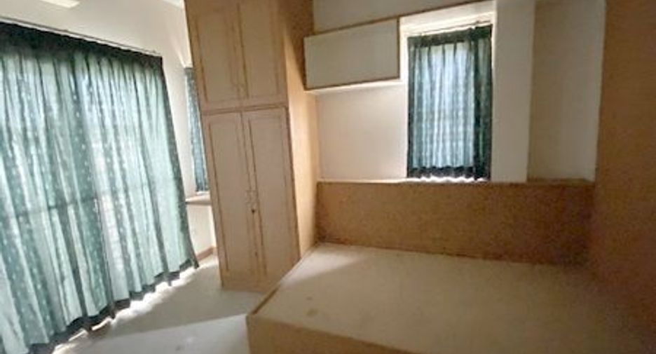 For sale studio townhouse in Kantharawichai, Maha Sarakham