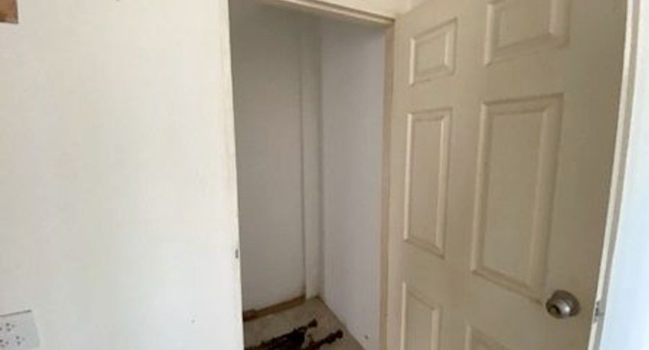For sale studio townhouse in Kantharawichai, Maha Sarakham