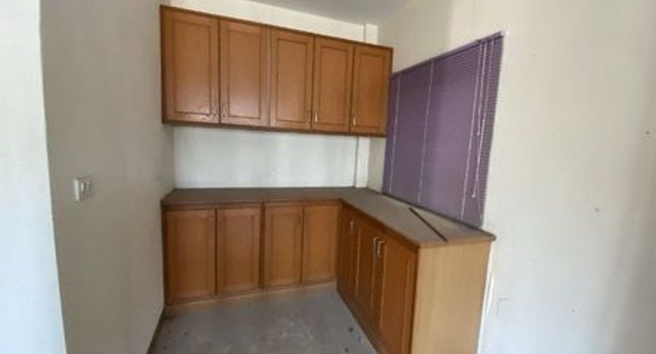 For sale studio townhouse in Kantharawichai, Maha Sarakham