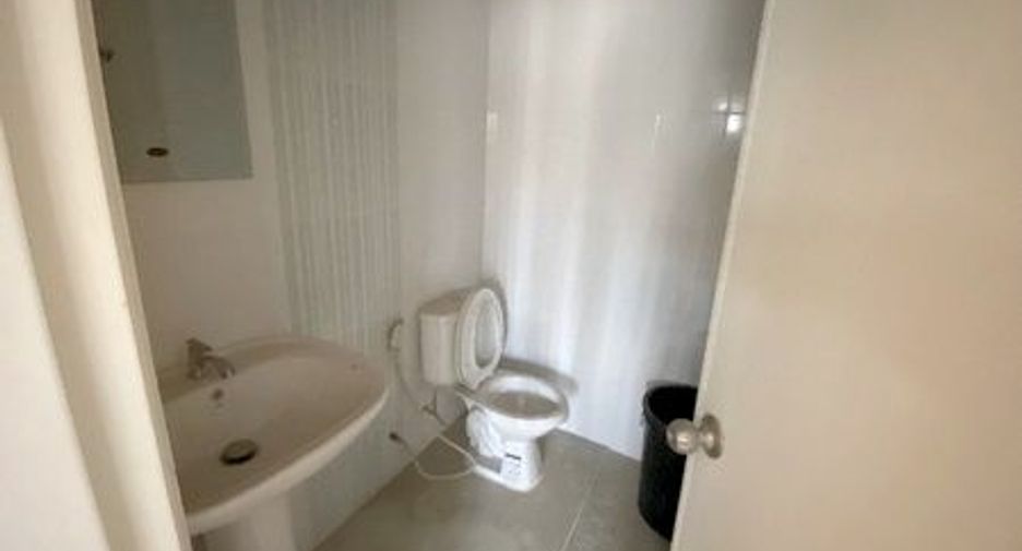 For sale studio townhouse in Kantharawichai, Maha Sarakham