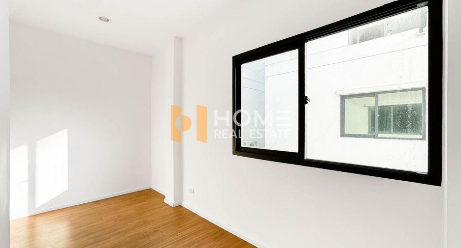 Аренда и продажа 4 спальни дом в Пращет, Бангкок