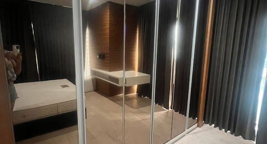 For rent そして for sale 2 ベッドルーム condo in Khlong Toei, Bangkok