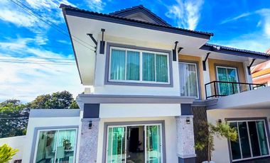 For sale 5 bedrooms villa in Bang Lamung, Chonburi