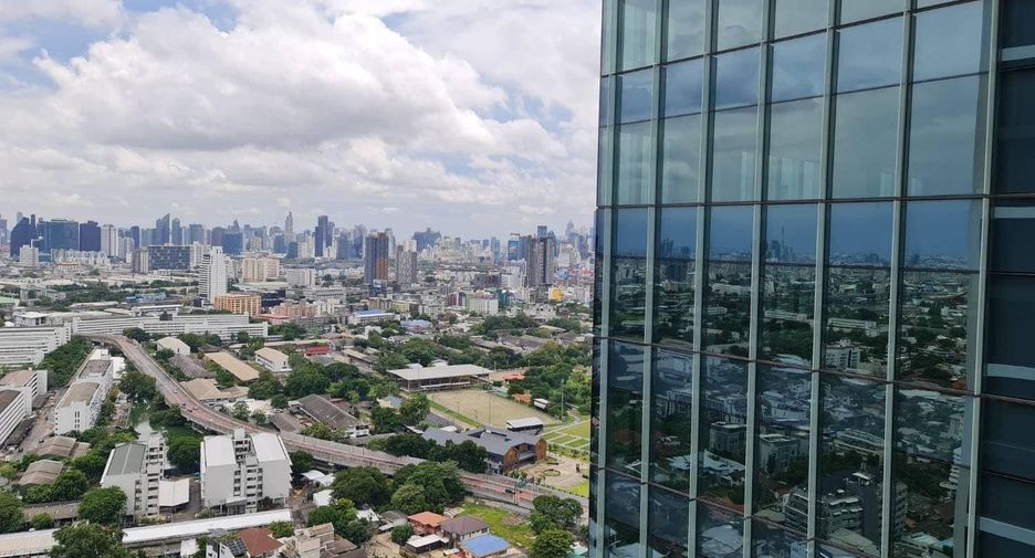 For rent 1 bed condo in Phaya Thai, Bangkok