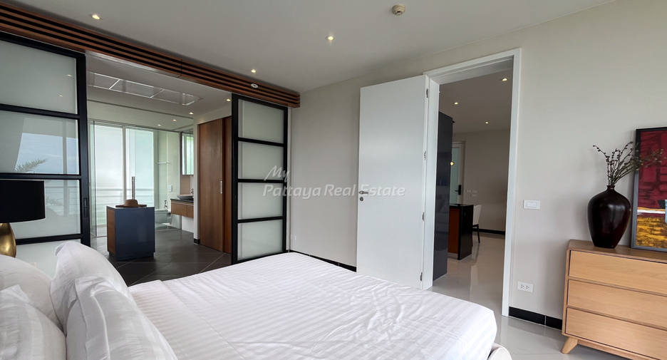 For sale 2 bedrooms condo in Sattahip, Chonburi