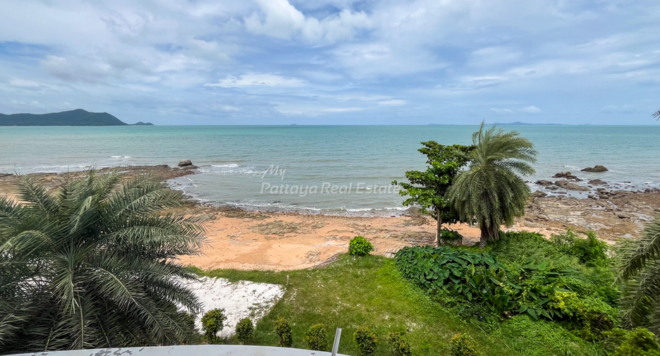 For sale 2 bedrooms condo in Sattahip, Chonburi