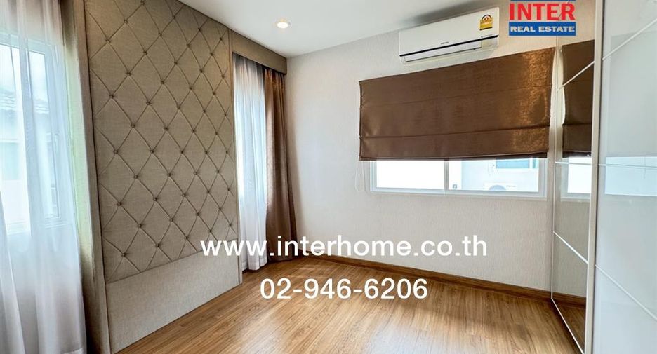 Casa en venta de 4 habitaciones en Thung Khru, Bangkok