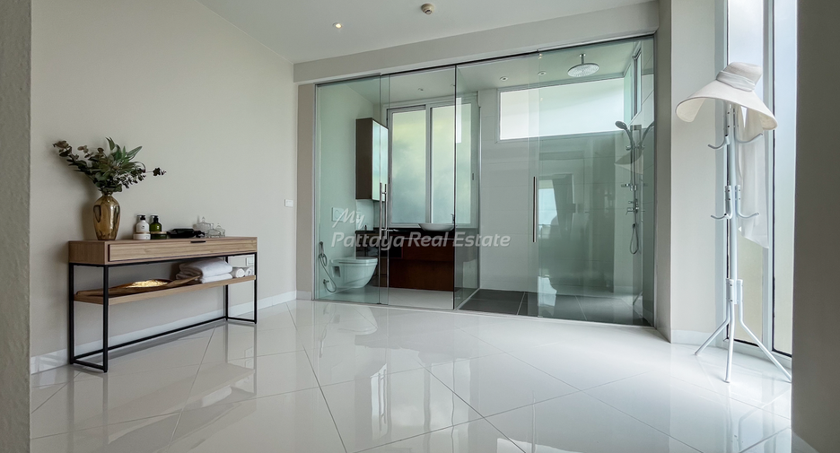 For sale 2 bedrooms condo in Sattahip, Chonburi