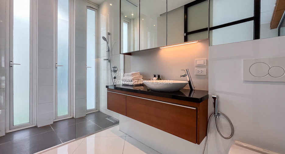 For sale 2 bedrooms condo in Sattahip, Chonburi