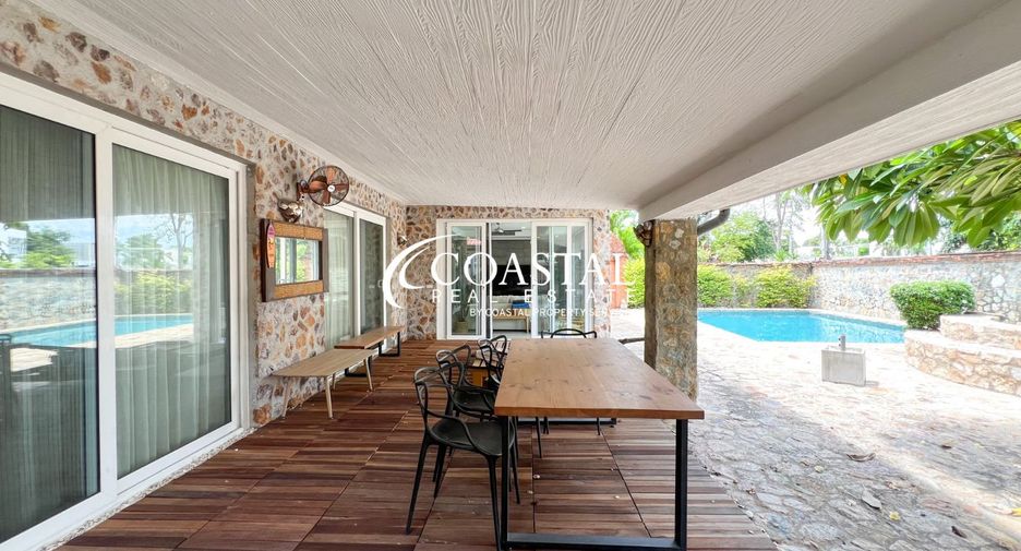 For sale 3 bedrooms house in Bang Lamung, Chonburi