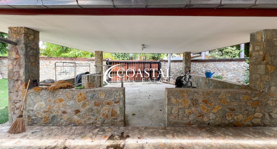 For sale 3 bedrooms house in Bang Lamung, Chonburi