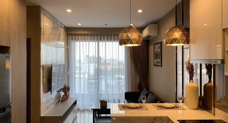 À vendre 2 chambres condo à Bang Na, Bangkok