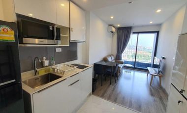 For sale 2 ベッドルーム condo in Bang Na, Bangkok