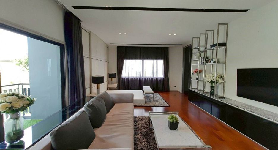 For sale 5 bedrooms condo in Saphan Sung, Bangkok