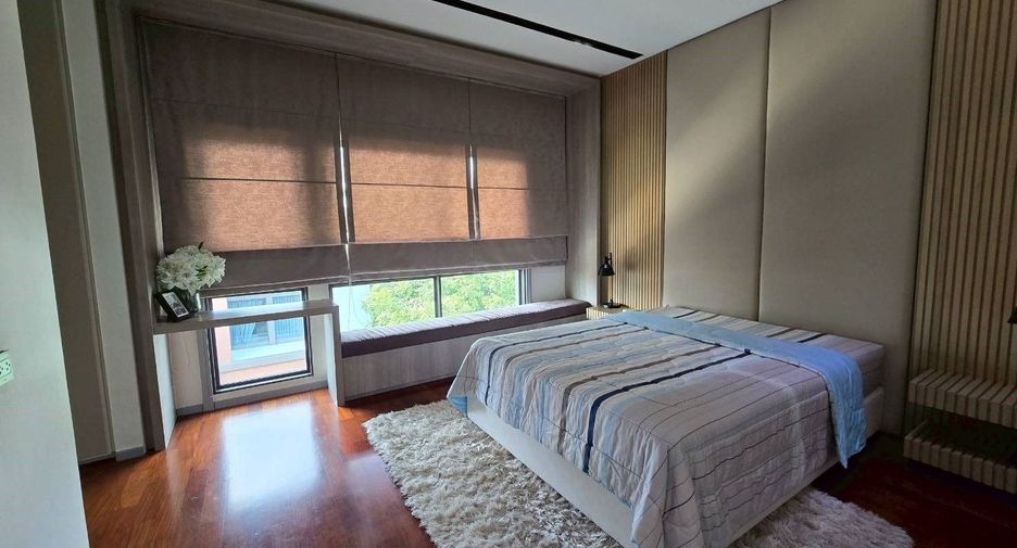 For sale 5 bedrooms condo in Saphan Sung, Bangkok