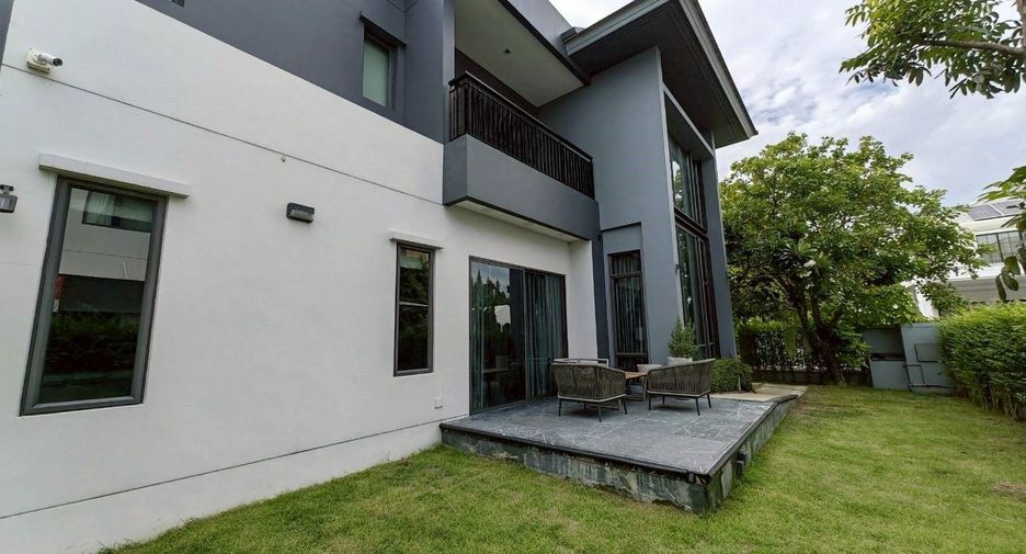For sale 5 bedrooms condo in Saphan Sung, Bangkok