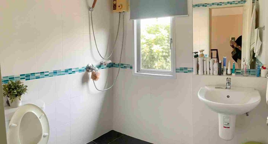For sale 3 bedrooms house in Mueang Nonthaburi, Nonthaburi