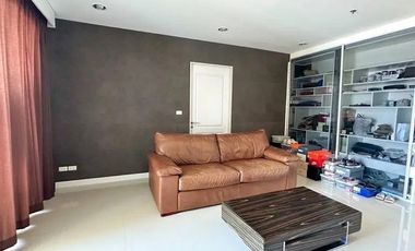 For sale 2 bedrooms condo in Sathon, Bangkok