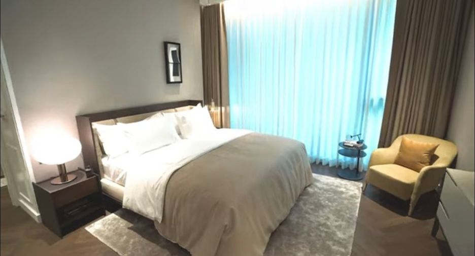 For sale 2 bedrooms condo in Bang Rak, Bangkok