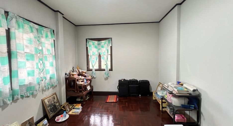 出售 4 卧室 独立屋 在 Thanyaburi, Pathum Thani
