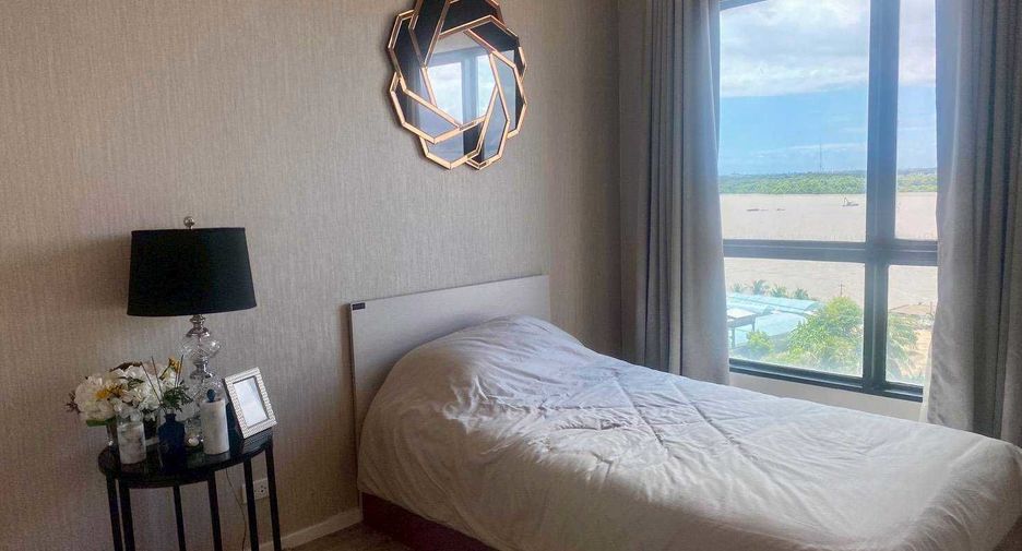 For sale 2 bedrooms condo in Mueang Samut Prakan, Samut Prakan