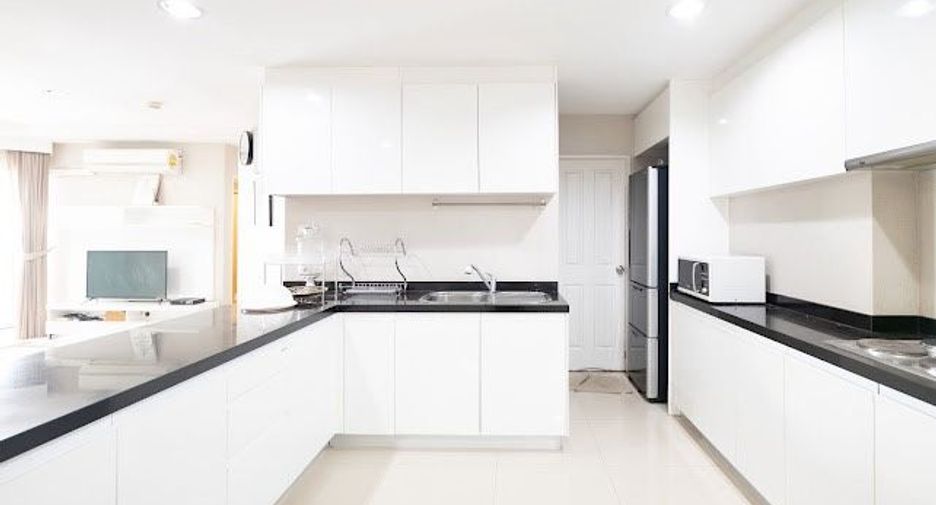 Wohnung zum Kauf mit 2 Zimmer in Huai Khwang, Bangkok